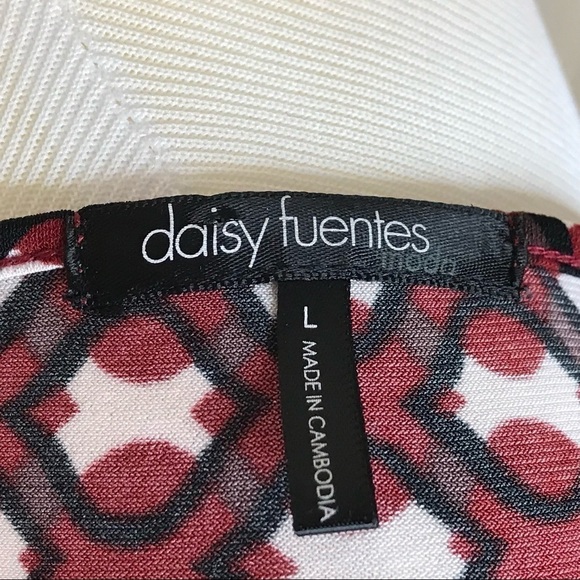 Daisy Fuentes Womens Size L V Neck Crossover Wrap Blouse Wine White Gray Knit - Picture 6 of 8